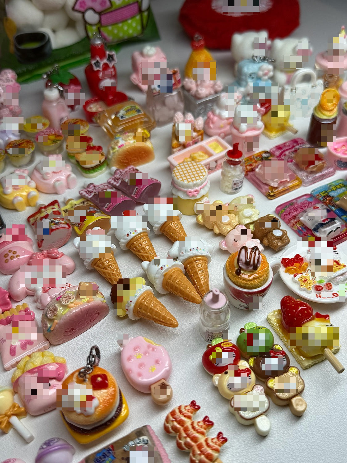 Food Charm Mix 🍱🧁🍙